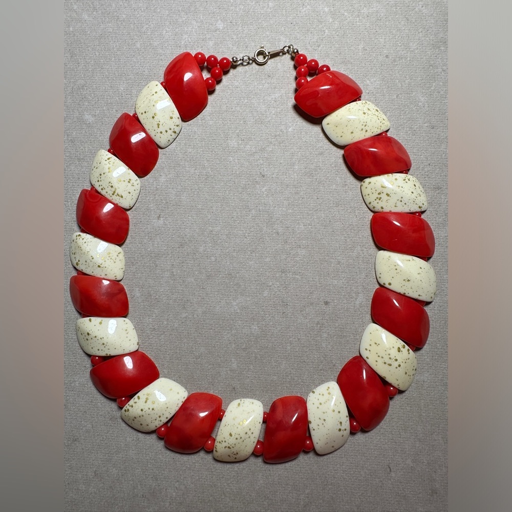 Vintage styled red and white plastic beaded necklace